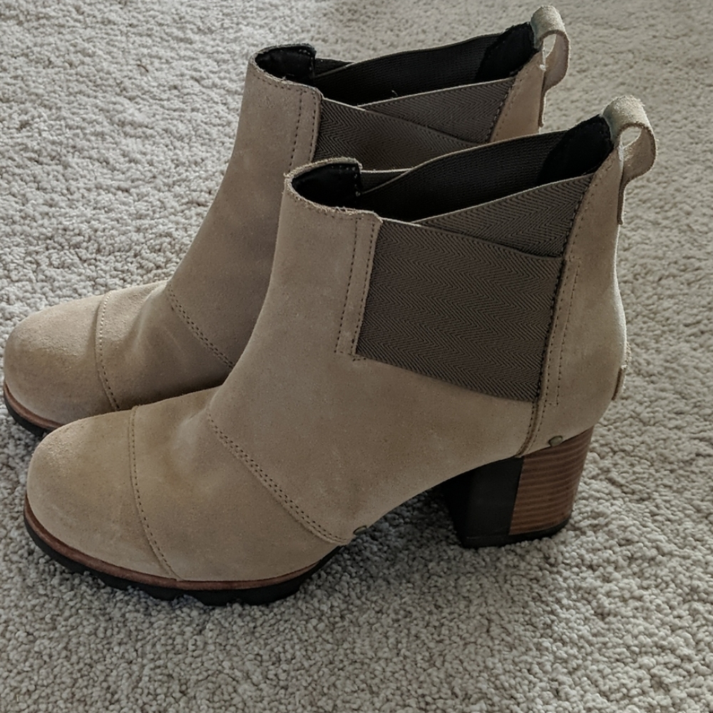Sorel waterproof suede platform booties